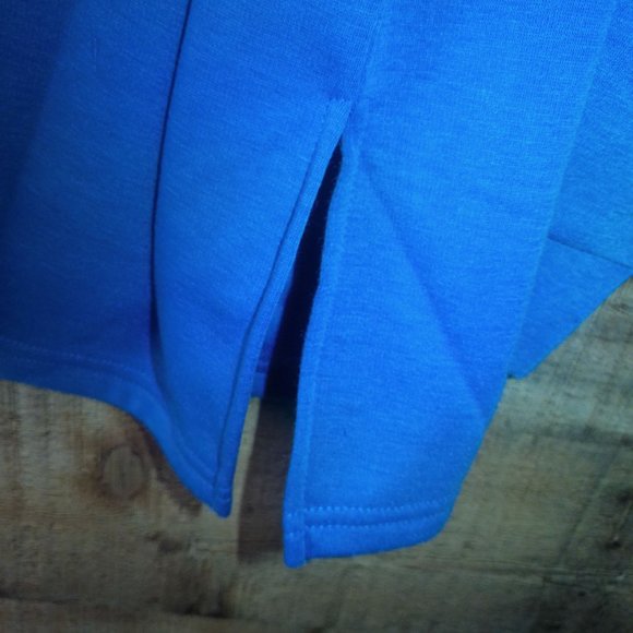 Top rhinestone sweater NWT - Picture 5 of 7